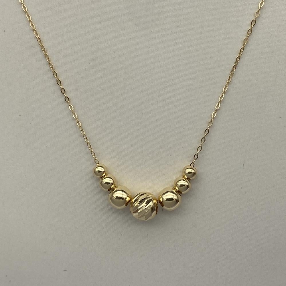 عقد ذهب عيار 18 بتصميم عصري فاخر الوزن 1.02 جرام