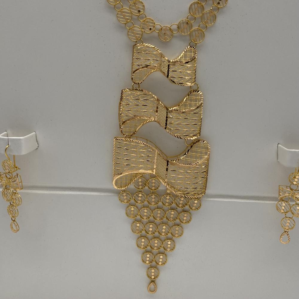 طقم ذهب ملكي عيار 21 وزن 41 جرام بتصميم فريد فاخر