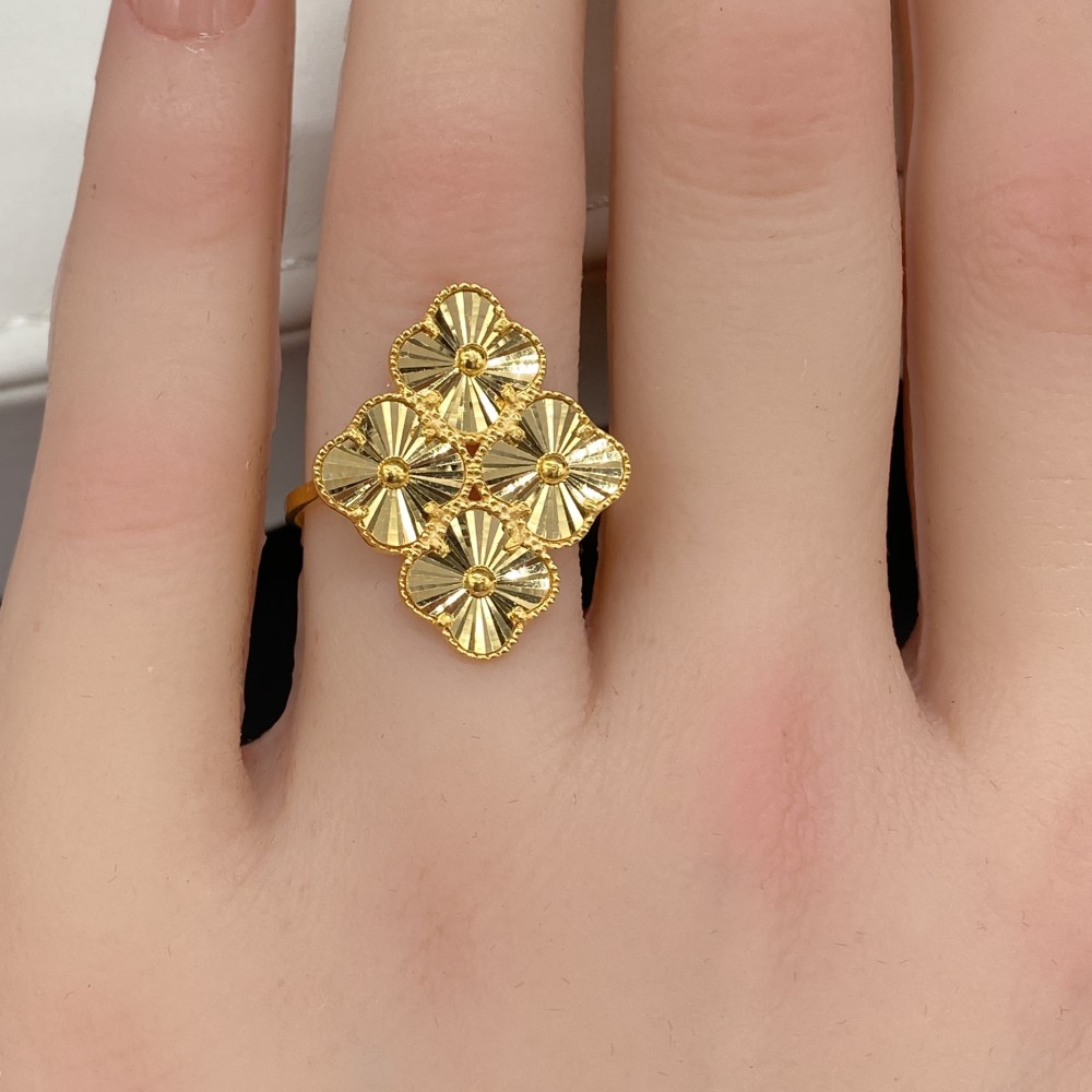 خاتم ذهب عيار 21 الوزن 2.9 جرام