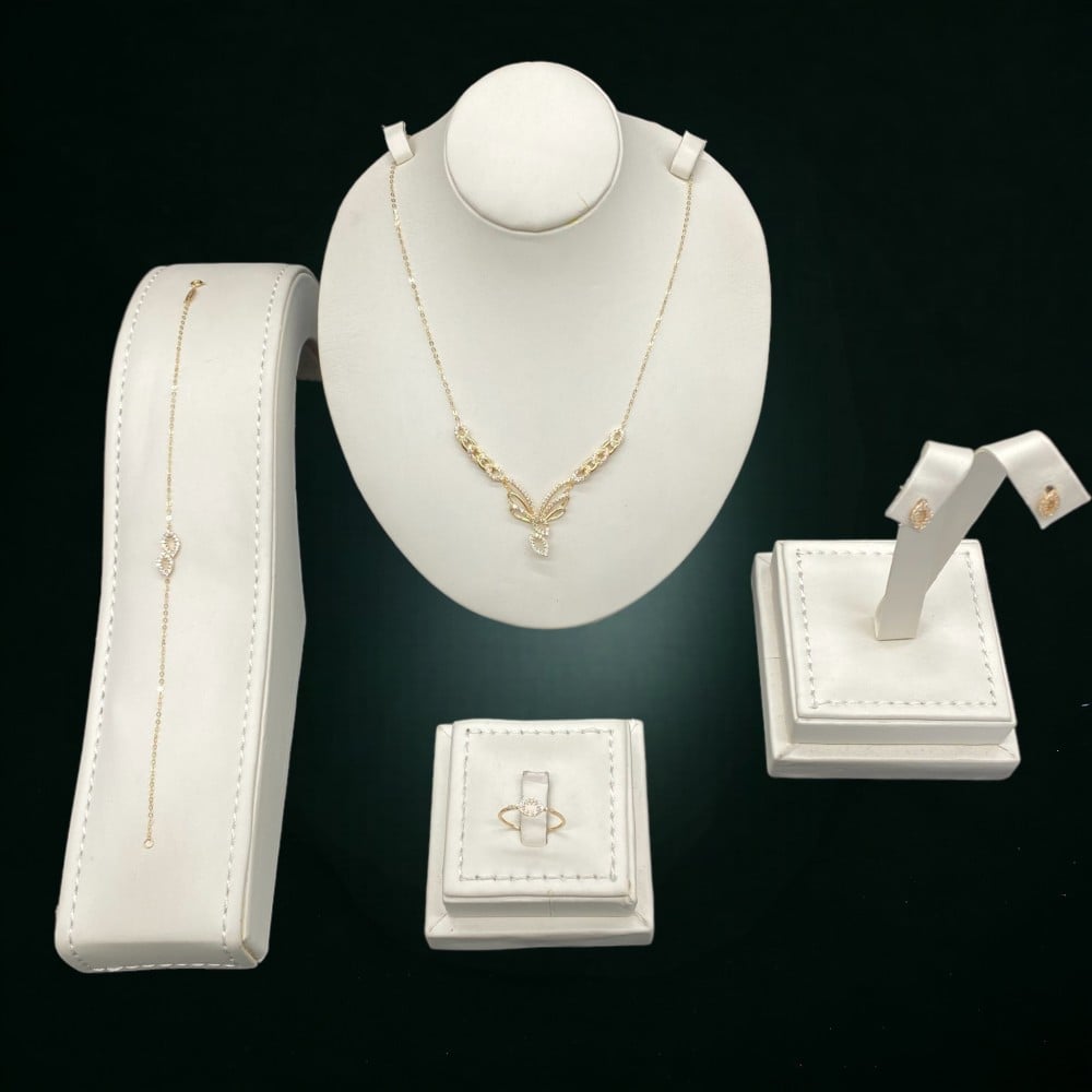 18k gold set, weight 5.42 grams