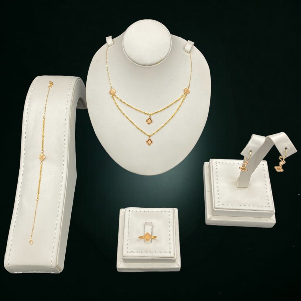 طقم ذهب عيار 21 الوزن 3.42 جرام