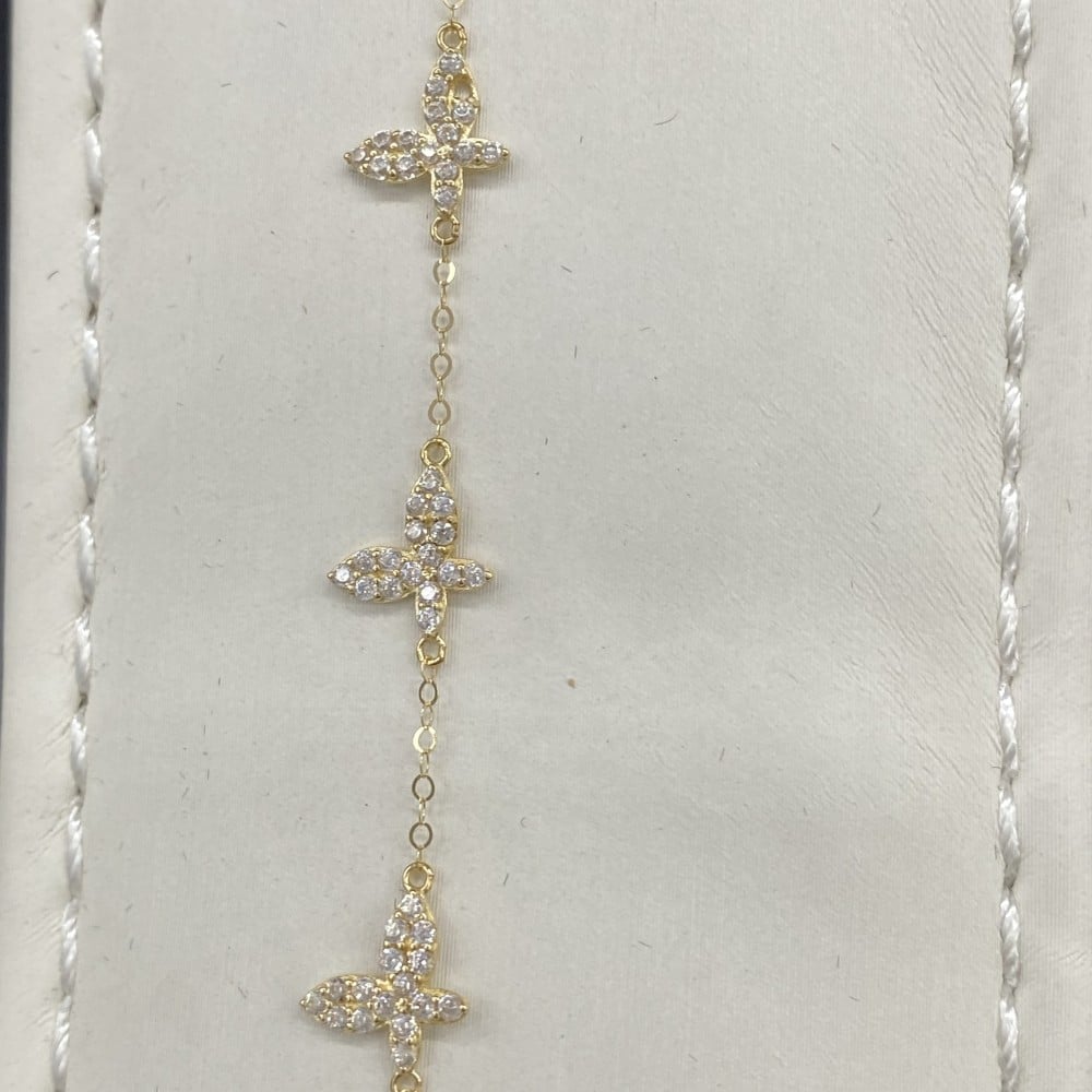 طقم ذهب عيار 18 الوزن 2.24 جرام