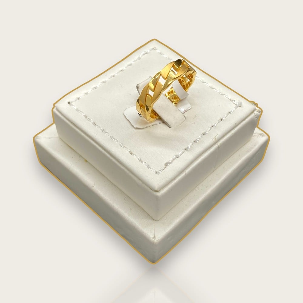 دبلة ذهب عيار 21 الوزن 3.66 جرام