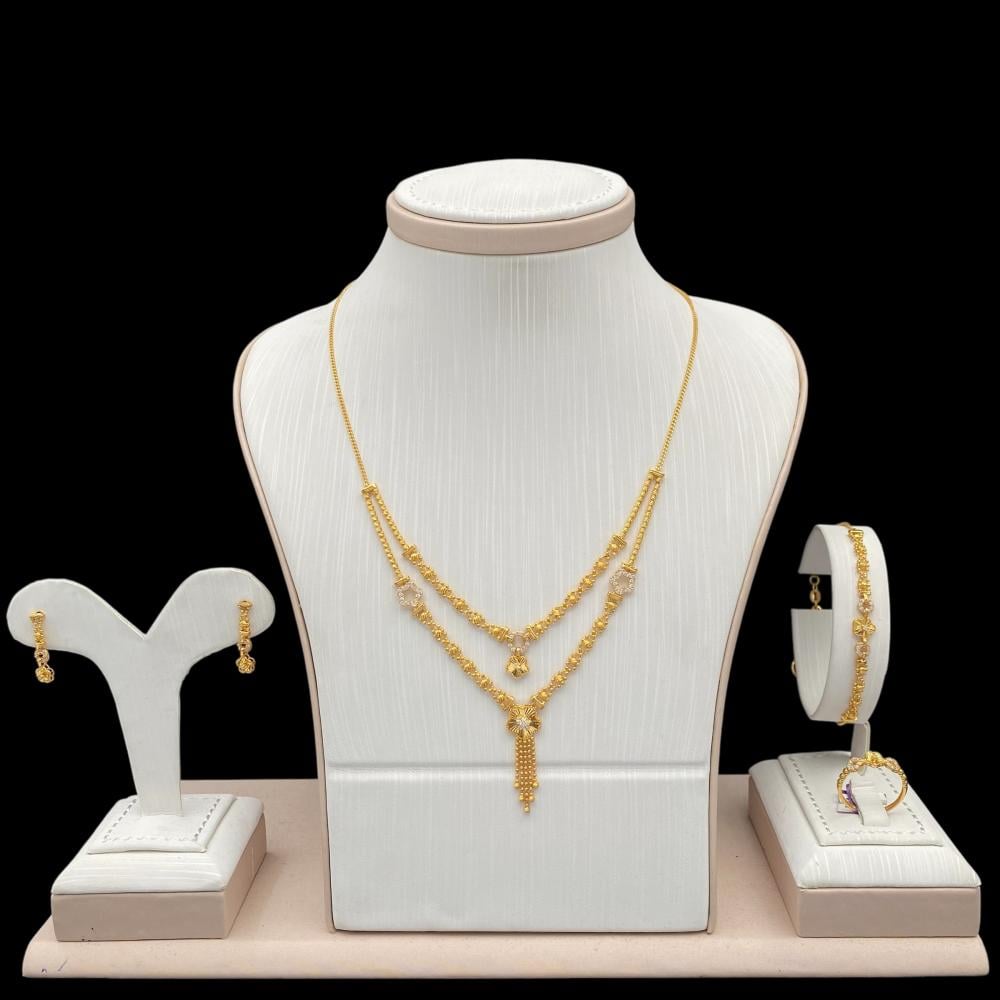 طقم  ذهب عيار 21 الوزن 21.37 جرام