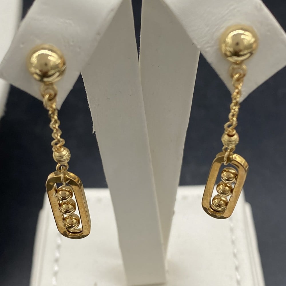 طقم ذهب عيار 18 الوزن 17.2 جرام