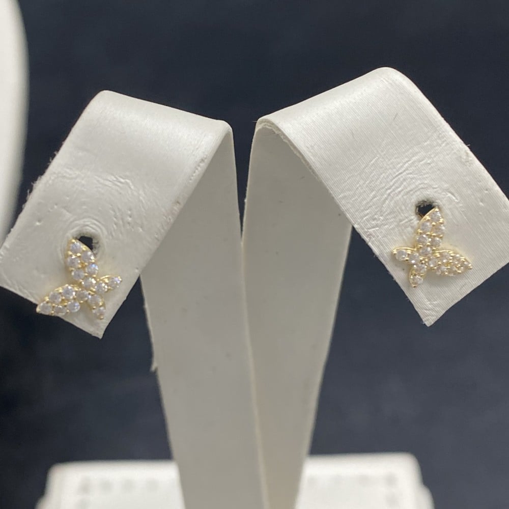 طقم ذهب عيار 18 الوزن 2.24 جرام