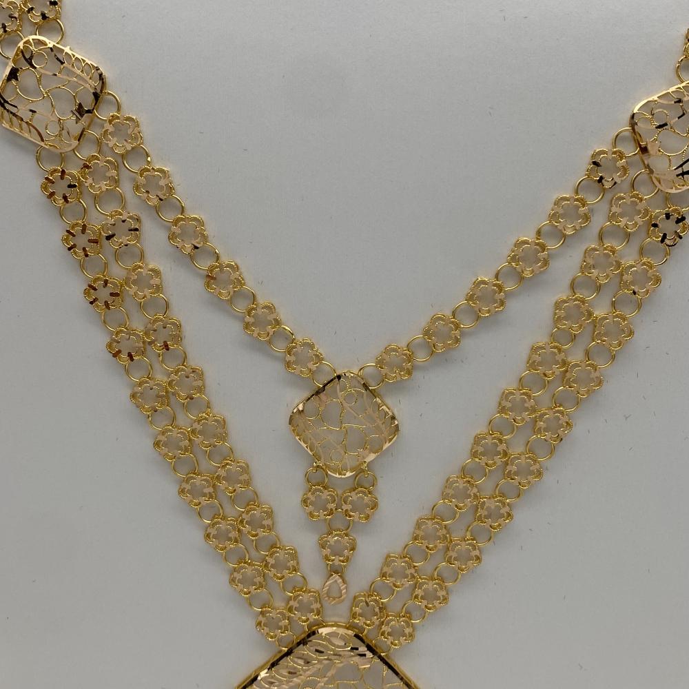 طقم ذهب عيار 21 لإطلالة تخطف الأنظار الوزن  28.88 جرام