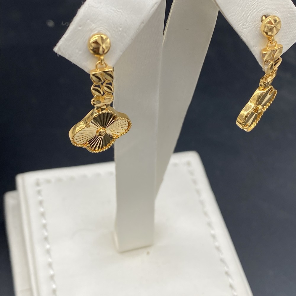 طقم ذهب عيار 21 الوزن 20.08 جرام