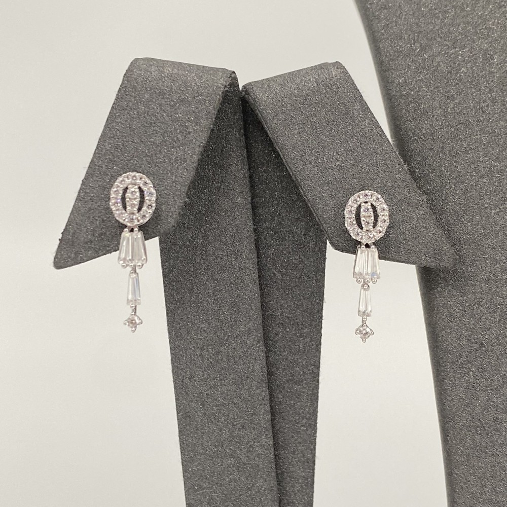 طقم ذهب عيار 18 الوزن 7 جرام