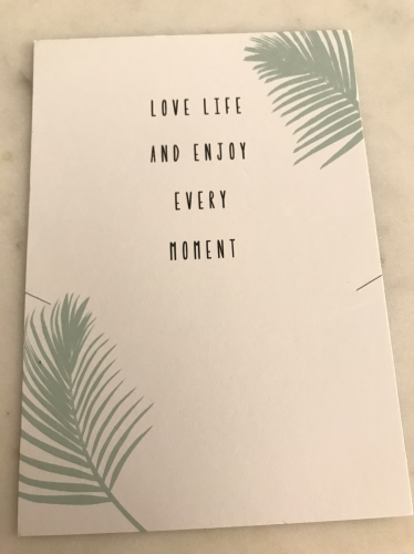 قيفت كارد - Love Life