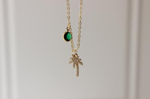 سلسله نخله مع حجر اخضر