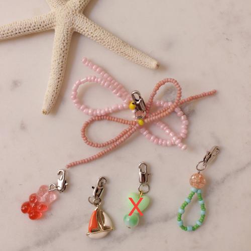 تعليقات للشوز باشكال مختلفه