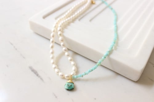 سلسلة نص لولو ونص خرز سماوي وحجر تركواز