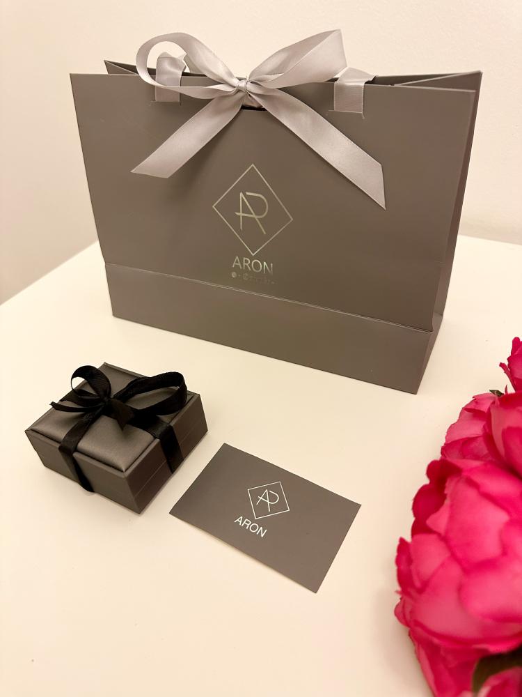 عقد لؤلؤ فضه