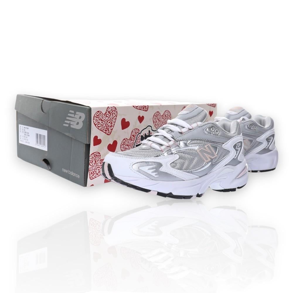 New Balance -725- نيوبالانس