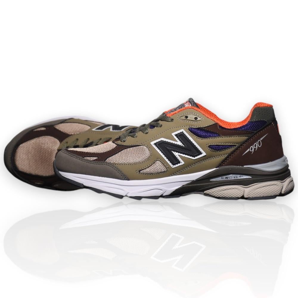 New Balance 990