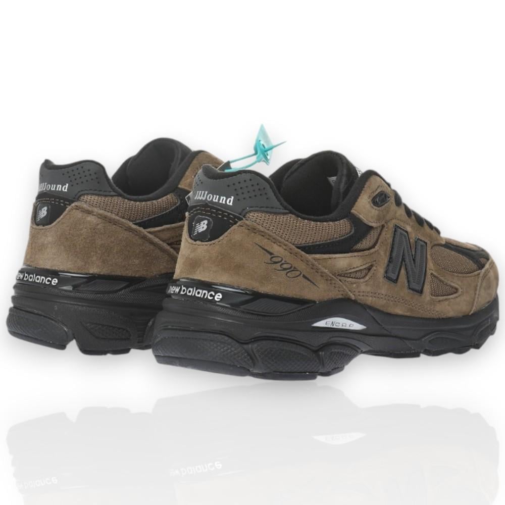 New Balance 990