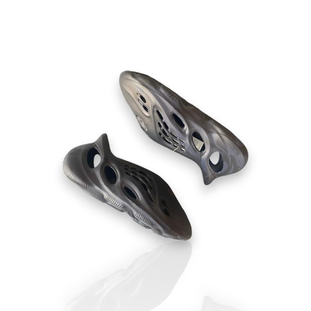 Adidas -Yeezy Boost Sandals -  أديداس