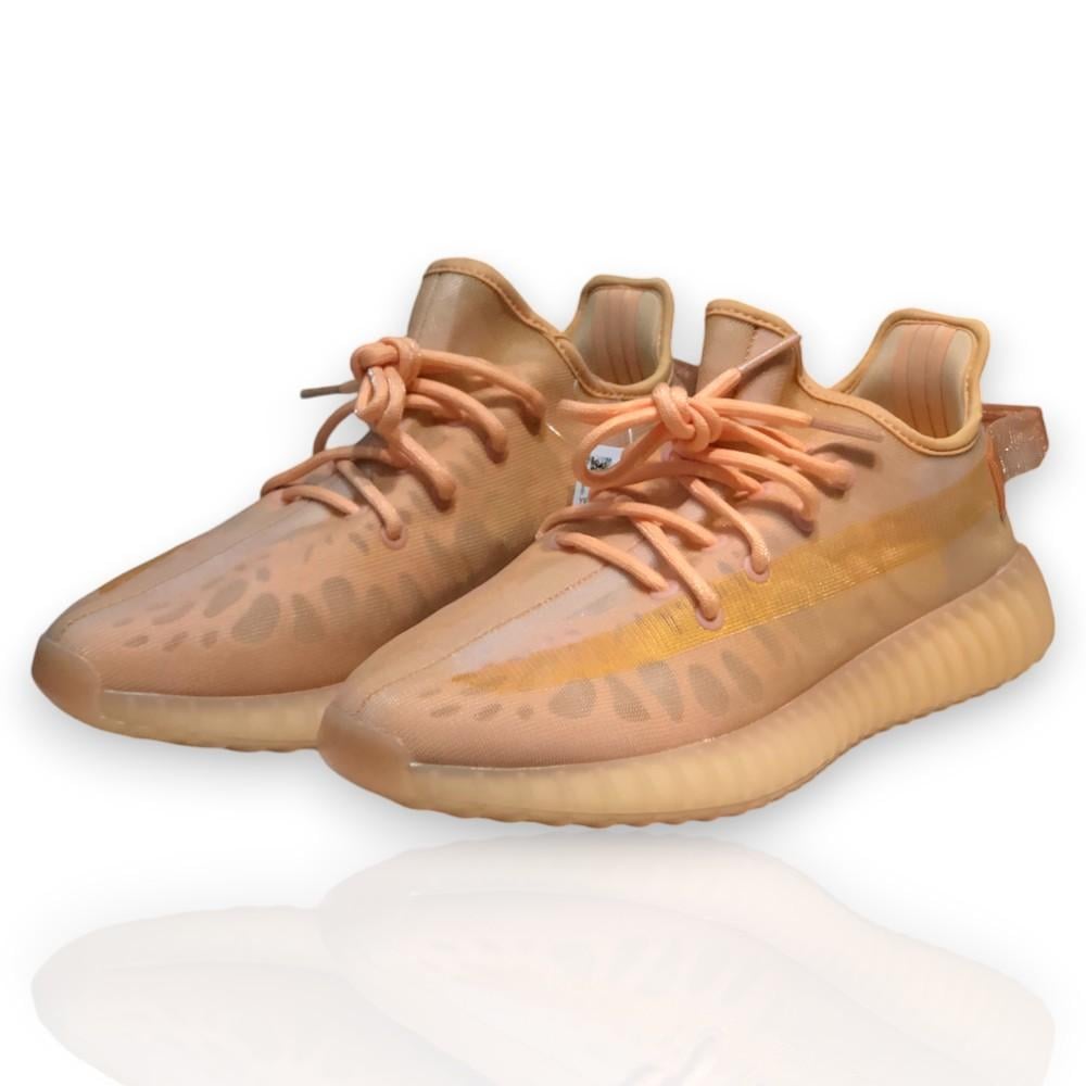 Yeezy Boost 350 V2