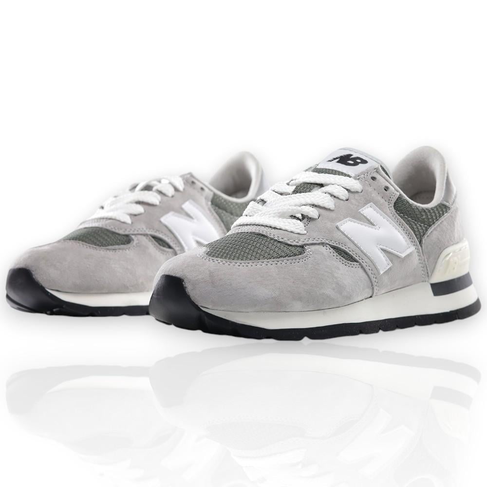New Balance 990