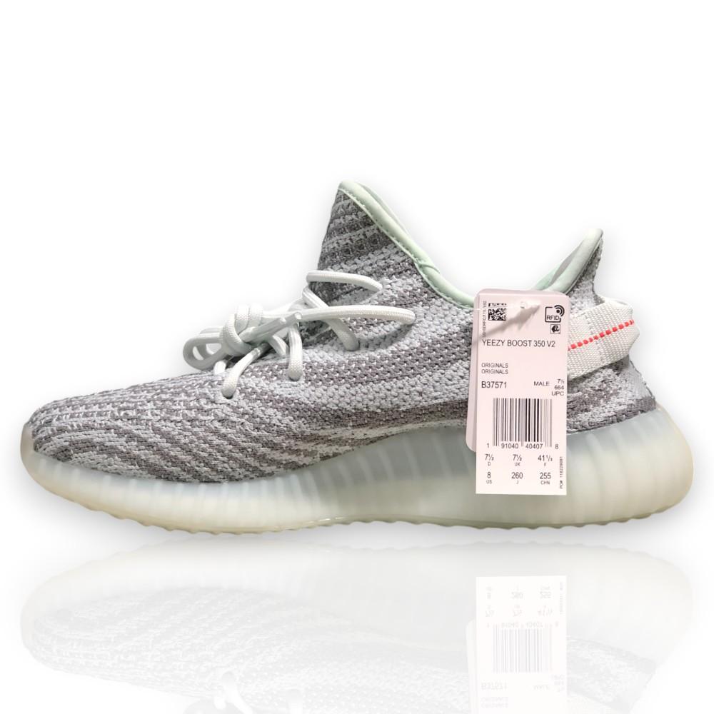 Yeezy Boost 350 V2