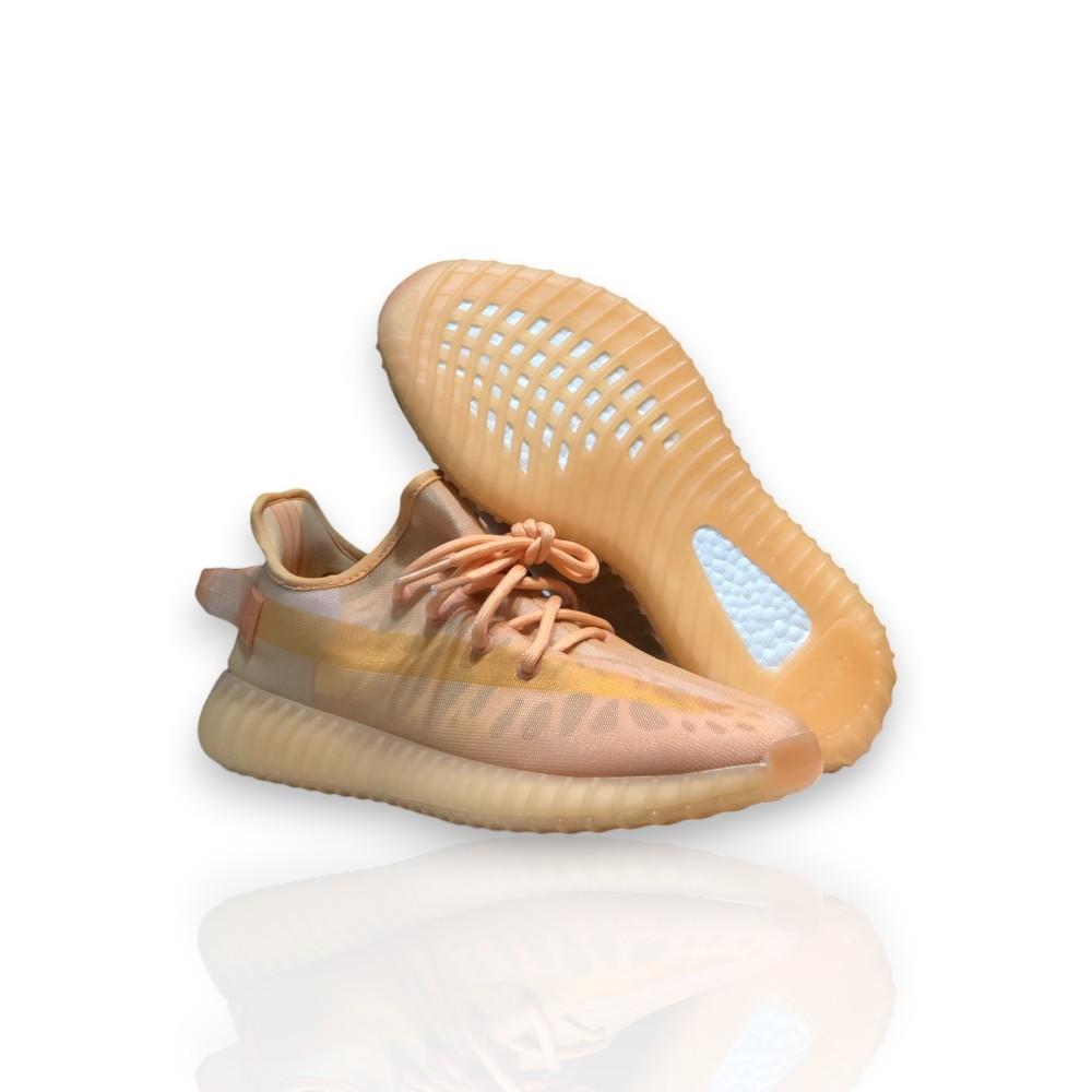 Yeezy Boost 350 V2