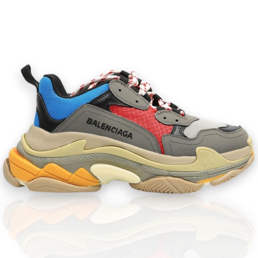 Balenciaga -بالينسياغا