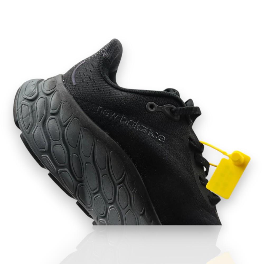 New Balance -Fresh Foam More V5- نيوبالانس