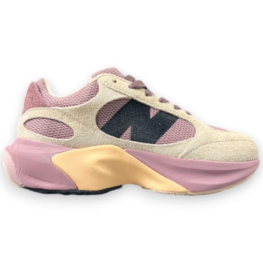 New Balance -  8002- نيوبالانس