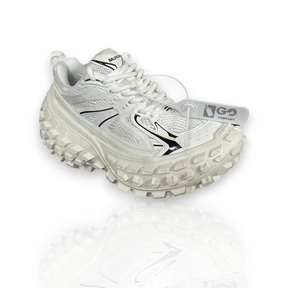 Balenciaga -بالينسياغا
