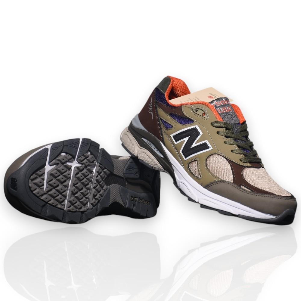 New Balance 990