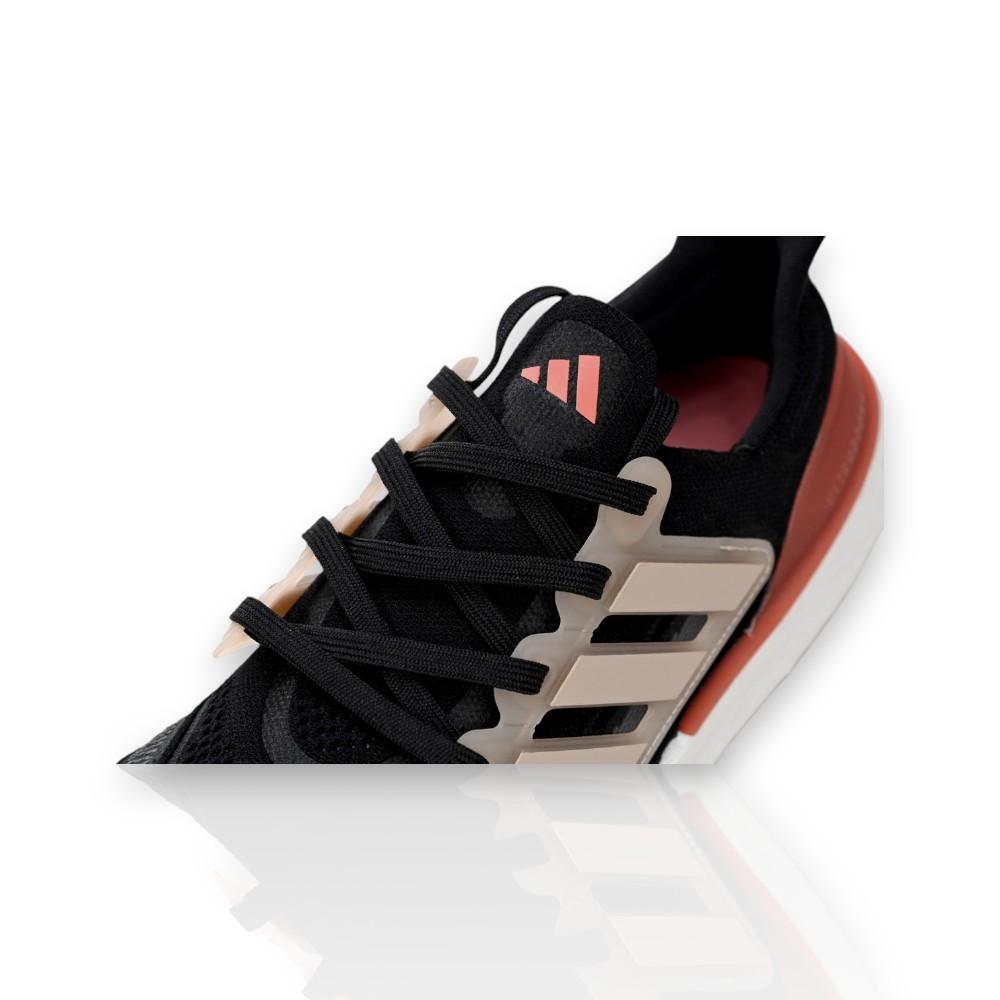 الترابوست Adidas Ultraboost 23