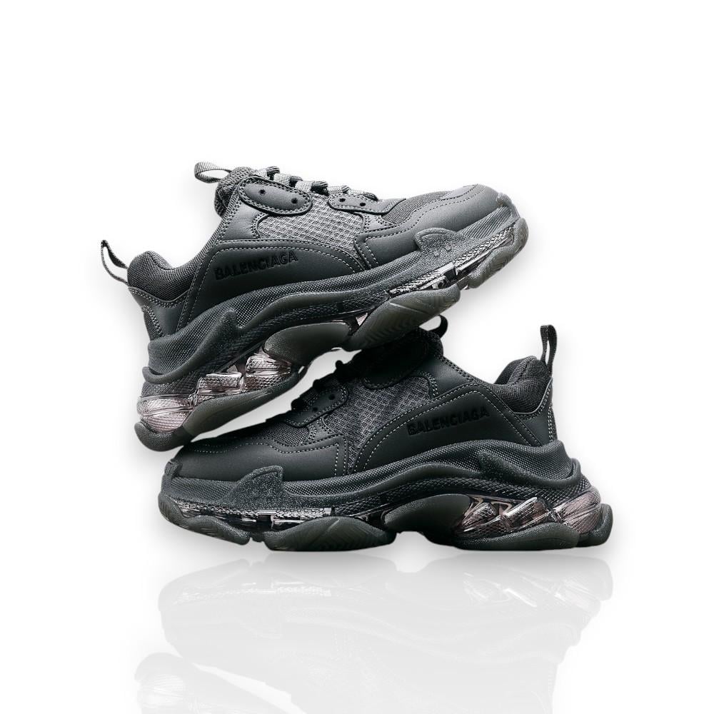 Balenciaga -بالينسياغا