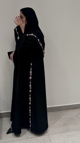 عباية ورد
