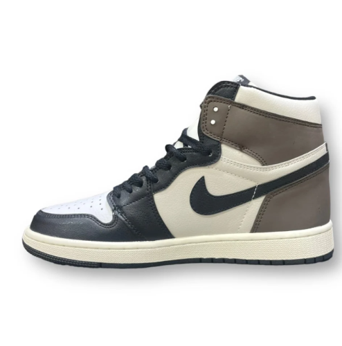 حذاء Nike Air Jordan1