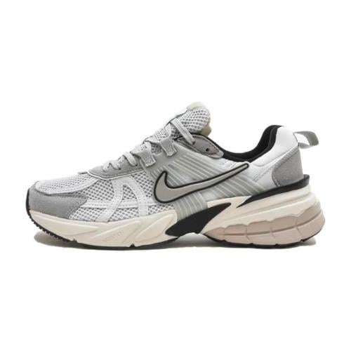 Nike V2K Run Shoe حقيبة التميز