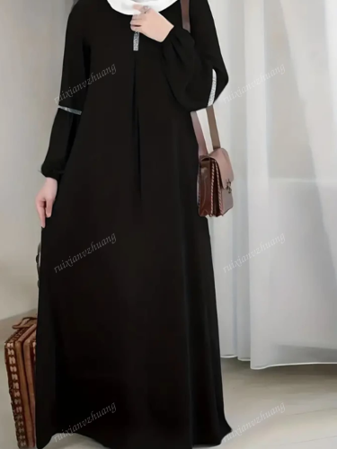 عبايه طويله بأكمام طويله