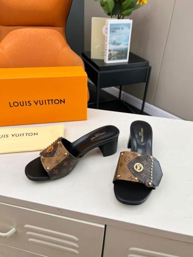 كعب من Louis Vuitton