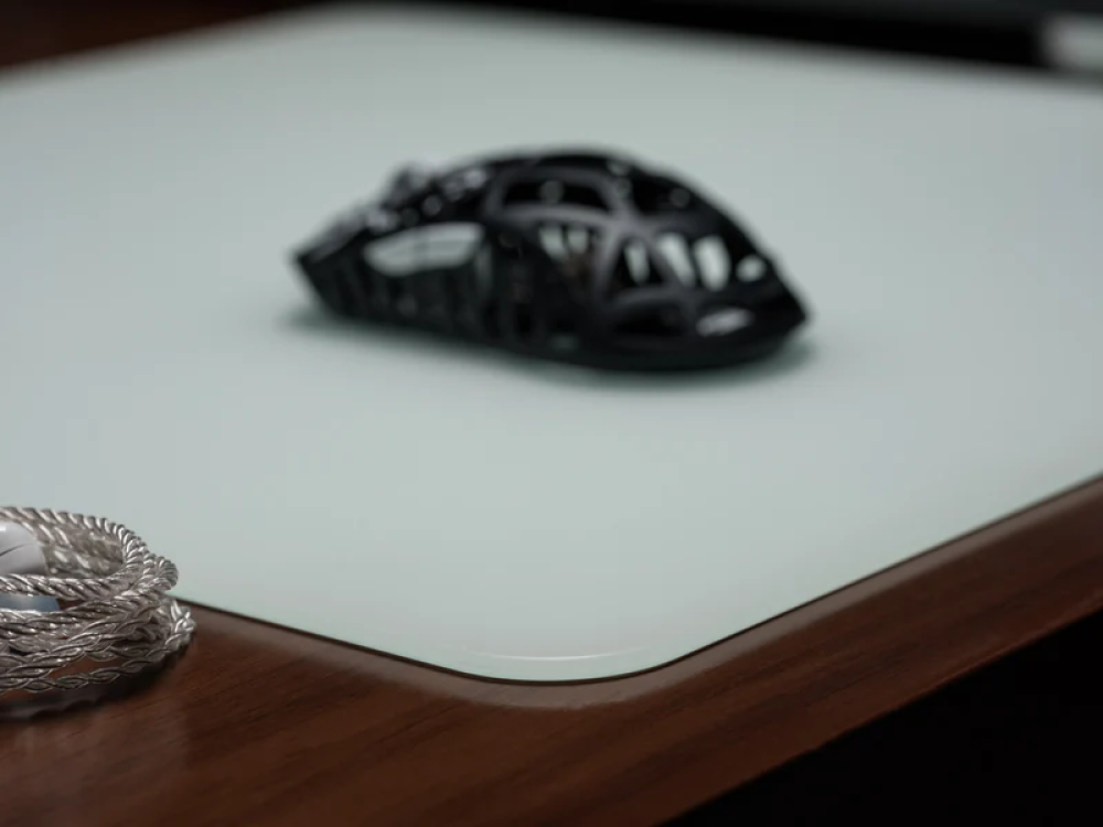 Cosmic Glass V2 Mousepad - Silicone Feet - White