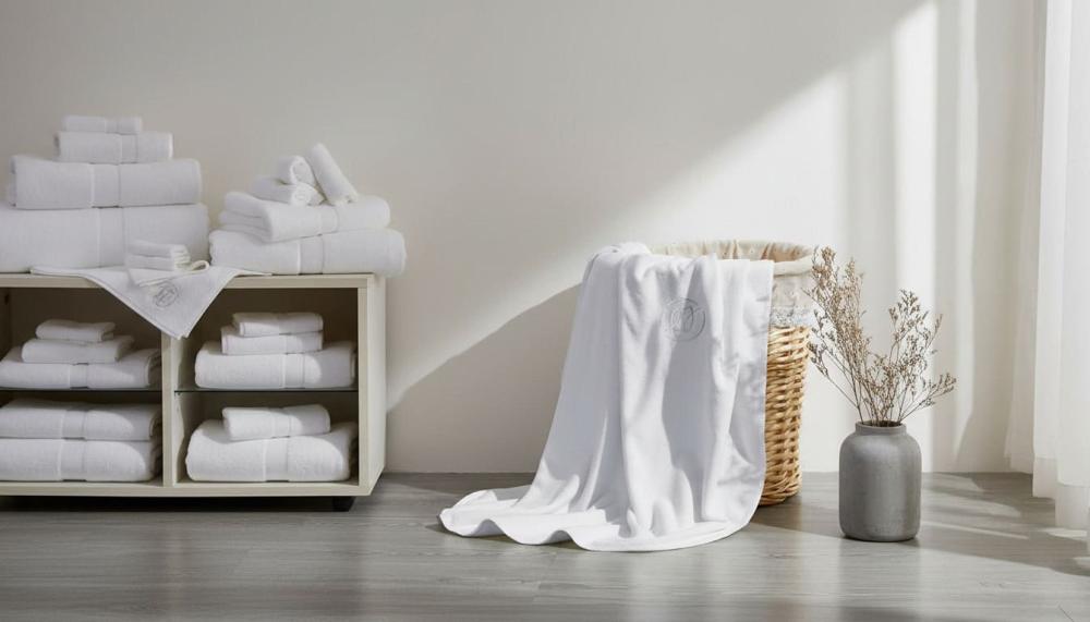 تصفيط وترتيب المناشف منشفة بيضاء منظمة جاهزة للاستخدام RJ