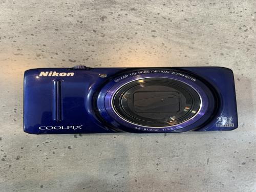 Nikon s9200 (تحتاج صيانه)