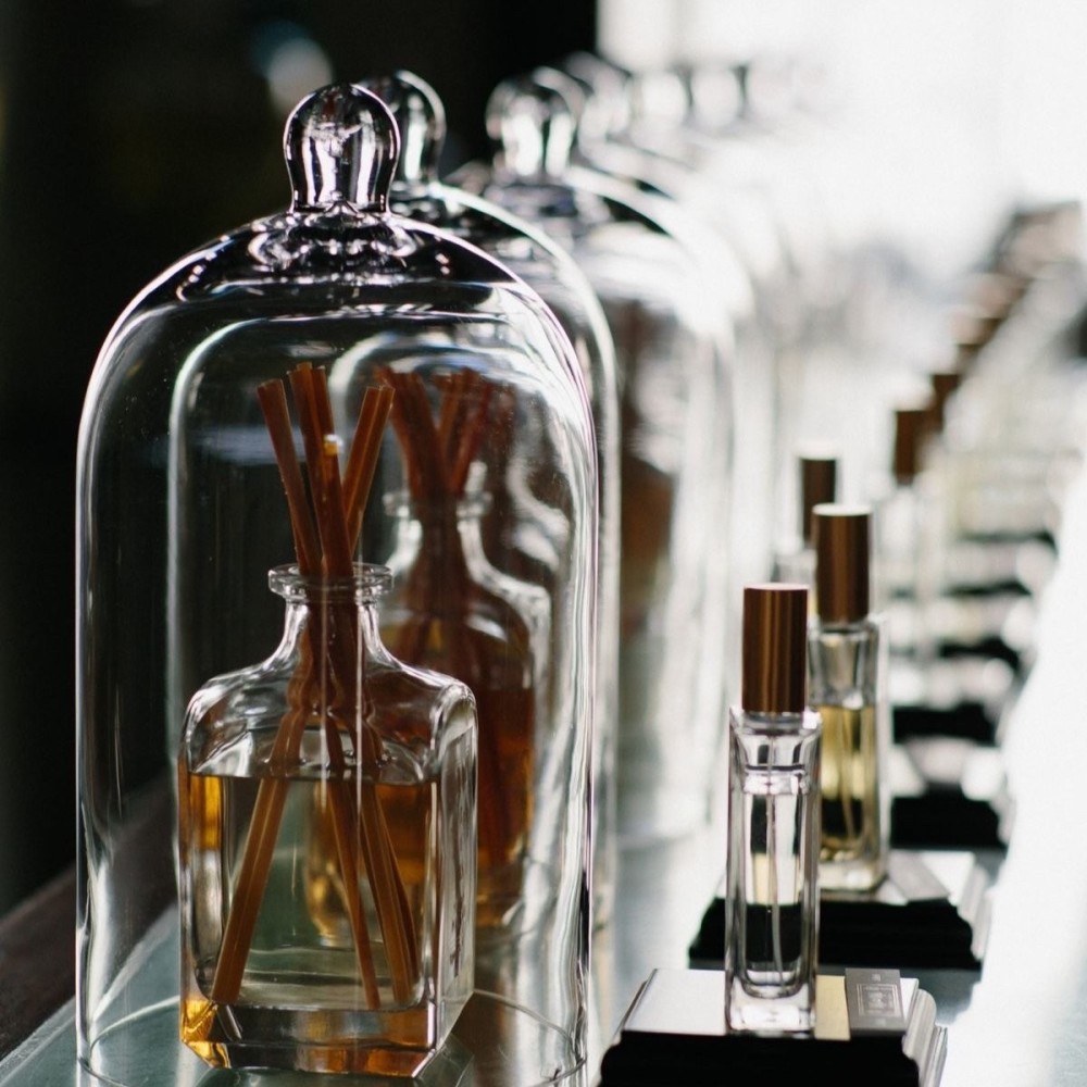 كيفية اختيار العطر المثالي لشخصيتك