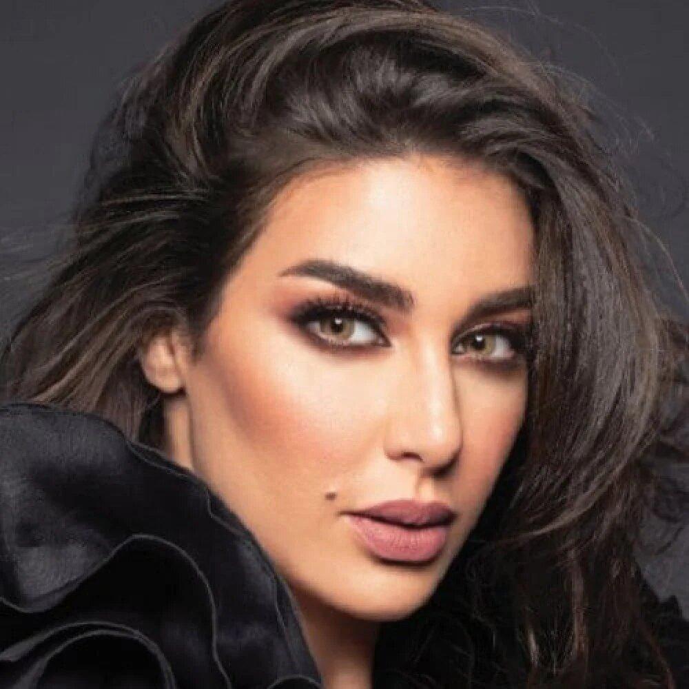 عدسات لنس مي  هوني