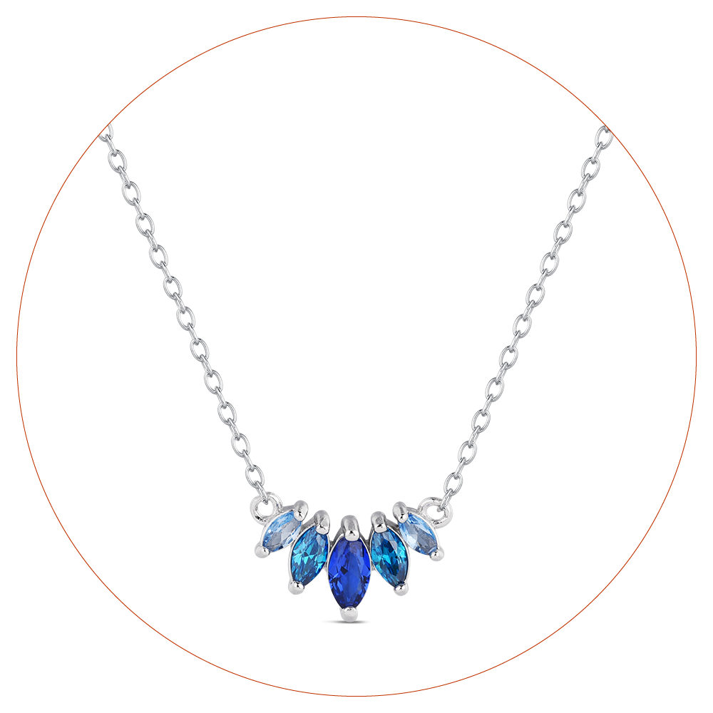 العقود والقلادات