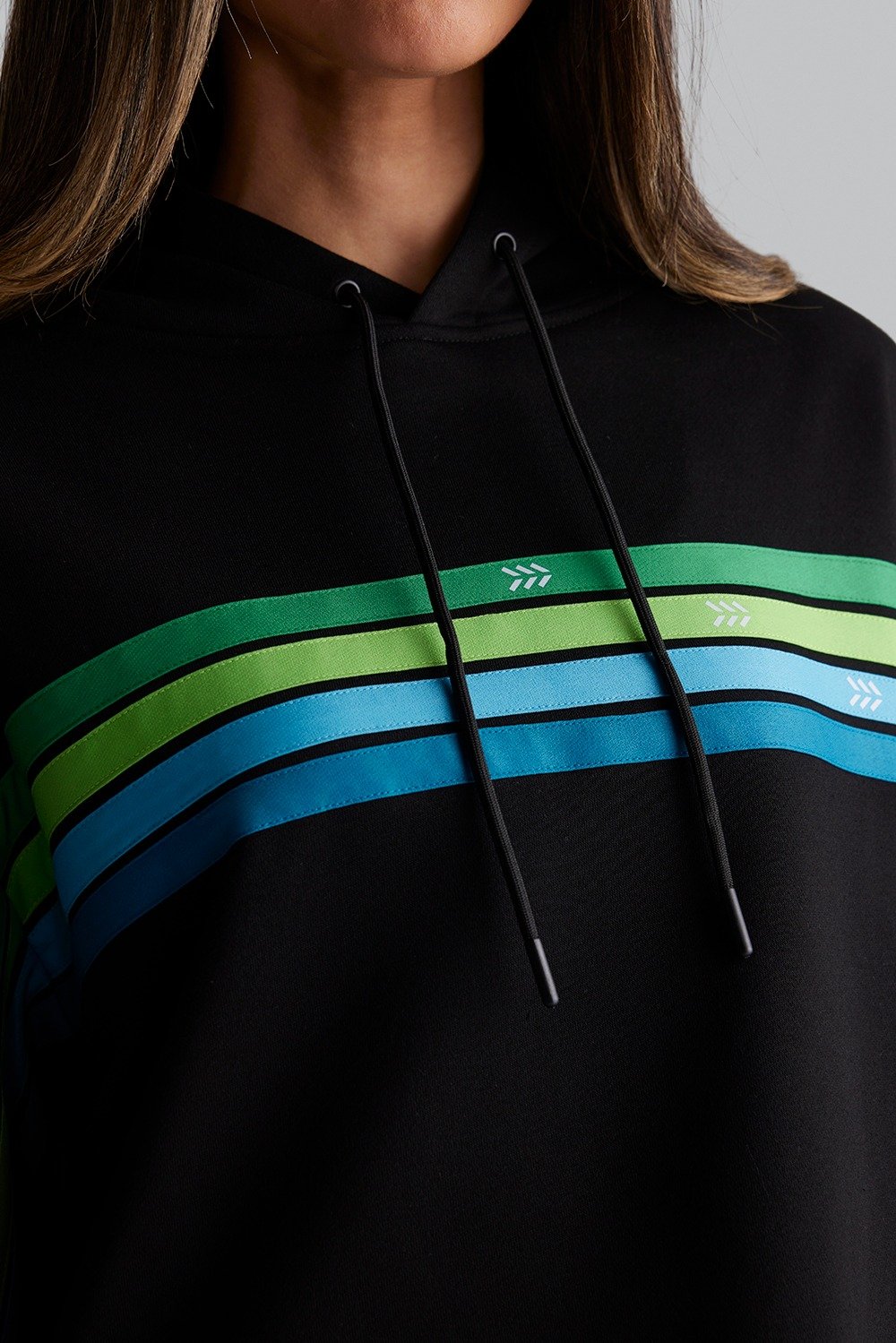 هودي  بخطوط SV (مناسب للجنسين)