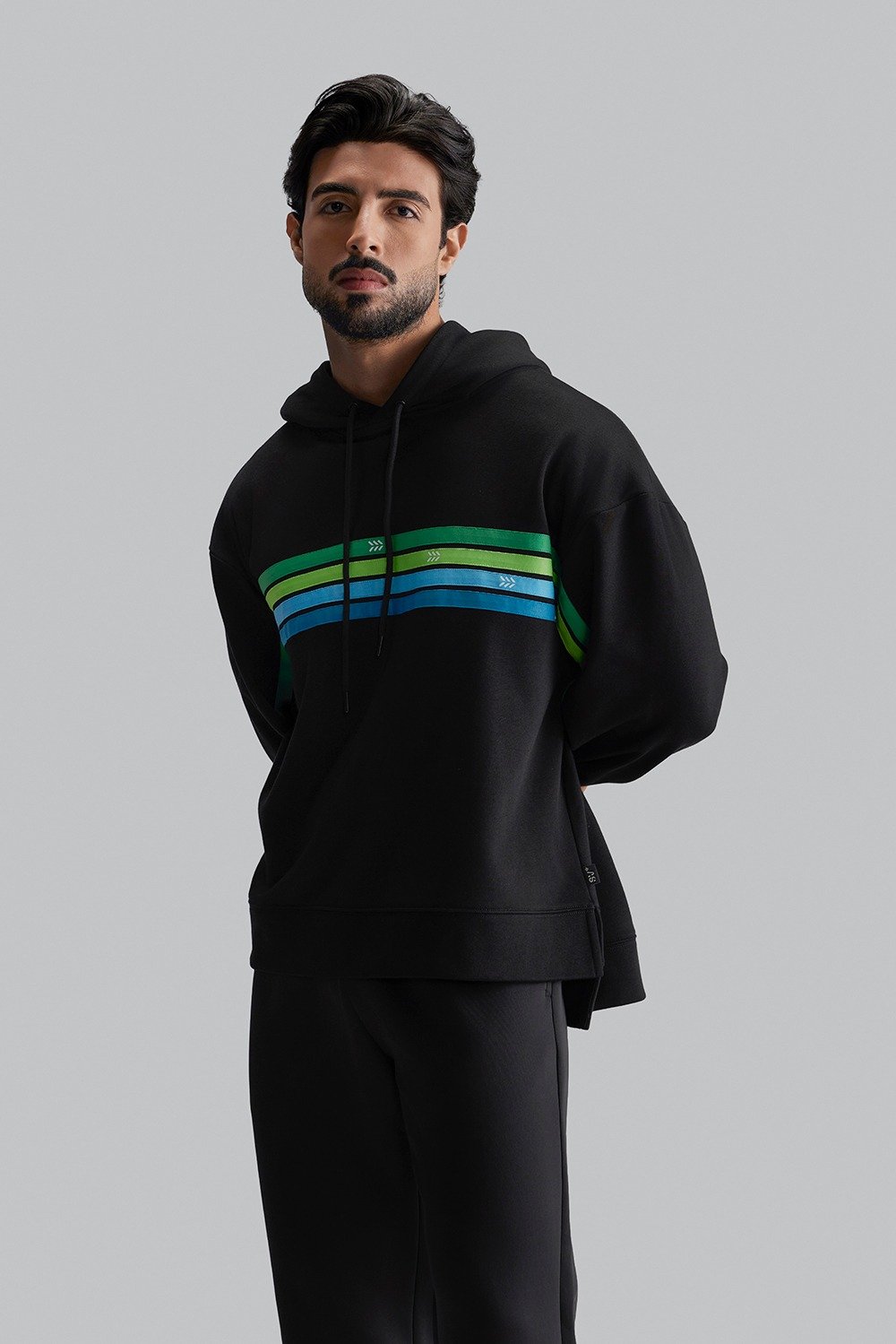 هودي  بخطوط SV (مناسب للجنسين)