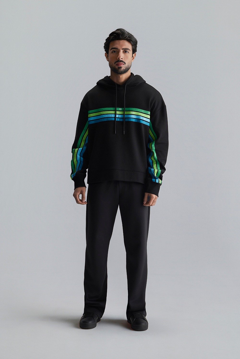 هودي  بخطوط SV (مناسب للجنسين)