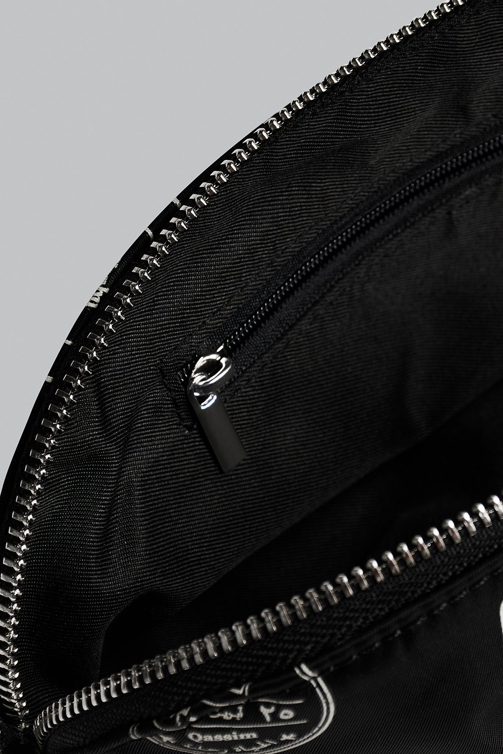 حقيبة أدوات شخصية بأختام SV (مناسب للجنسين)