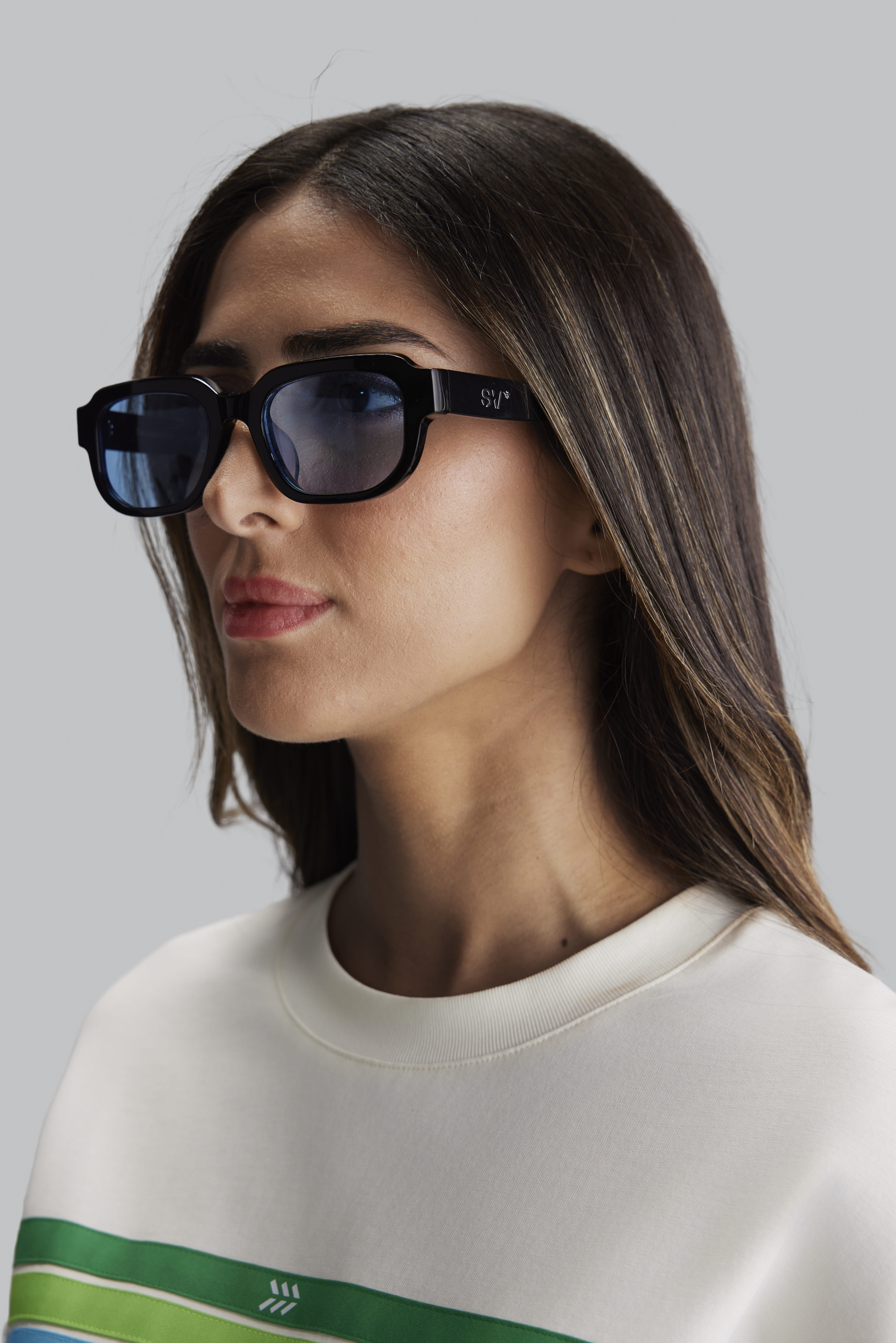 نظارة شمسية SV (مناسب للجنسين)