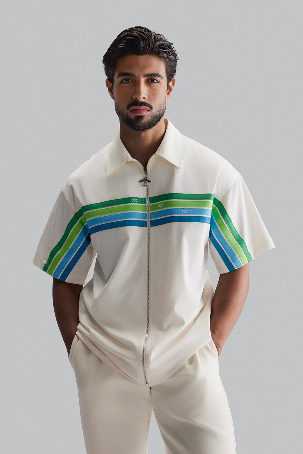 قميص بخطوط SV (مناسب للجنسين)